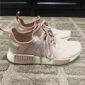 adidas NMD R1 in Ash Pearl